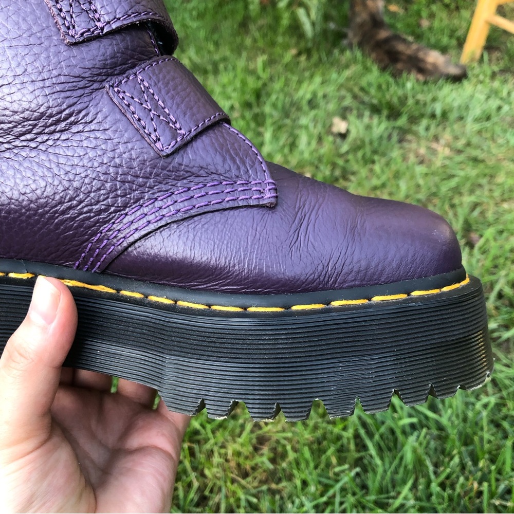 Dr. Martens Devon Heart Platform Boots - Picture 11 of 16